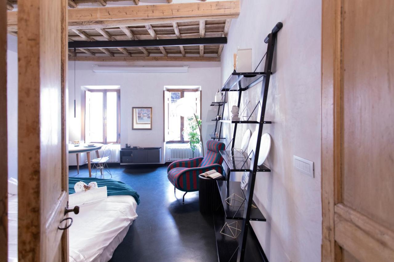 Greta Charming Suite In Trastevere Рим Екстериор снимка